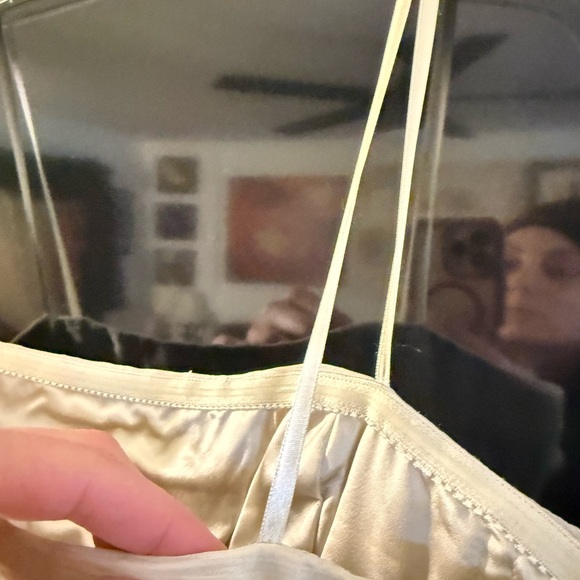 BCBG winter white tiered corset dress - Picture 8 of 16